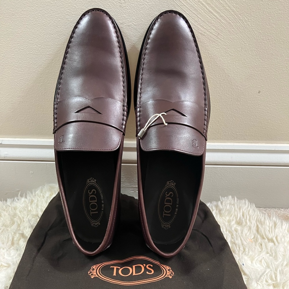 LEATHER Stylish NEW Tod’s Loafer -Size US14 -BRAND NEW -Original Tod’s Bag!!!